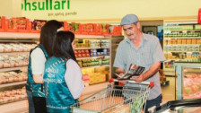 AQTA Könüllü Qida Nəzarətçiləri tərəfindən Bakı şəhəri və regionlarda yerləşən market şəbəkələrində maarifləndirici çap materialları paylanılıb