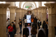 Bakı metrosunda veyplərin təhlükələri barədə sosial reklamlar yayımlanır