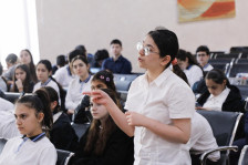 AQTA “Sağlam məktəbli” layihəsini davam etdirir