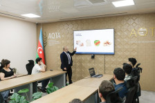 Qida ilə təmasda olan mütəxəssislər üçün gigiyena təlimi keçirilib