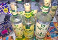 Ticarət obyektində saxta alkoqollu içkilərin satışı aşkarlanıb