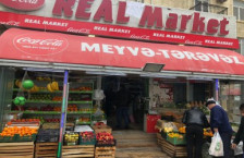 Paytaxtda istifadə müddəti ötmüş məhsullar satan market ifşa olundu