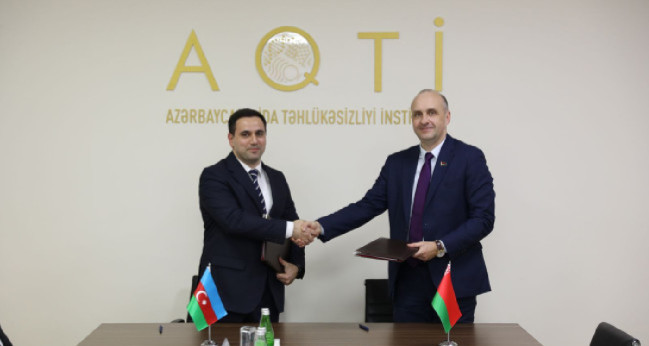 AQTİ və “BelVitunifarm” ASC arasında ölkəmizdə baytarlıq preparatlarının birgə istehsalı müəssisəsinin yaradılması ilə bağlı müqavilə imzalanıb