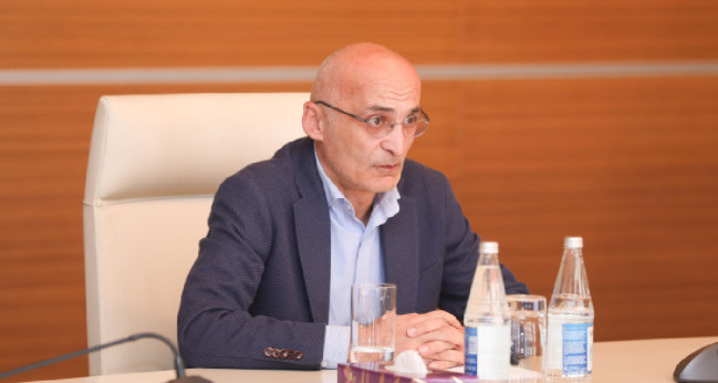 AQTA sədri Qəbələdə vətəndaşları qəbul edib