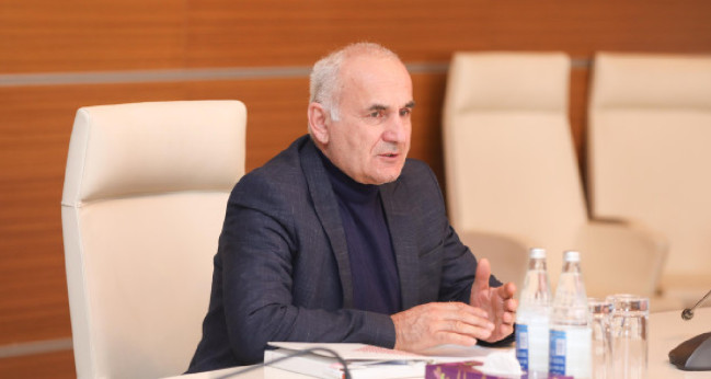 AQTA sədri Qəbələdə vətəndaşları qəbul edib