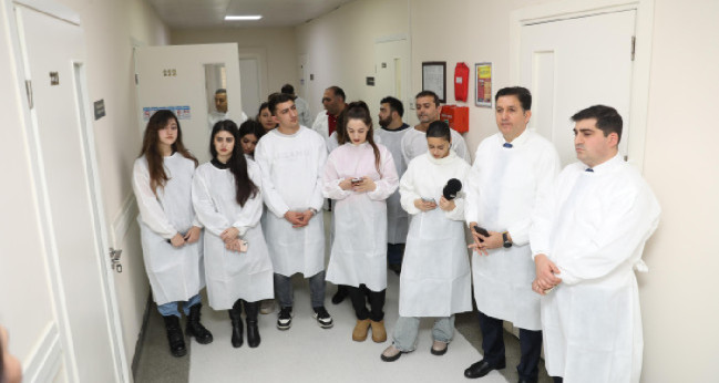 AQTİ-nin laboratoriyalarına növbəti mediatur təşkil olunub