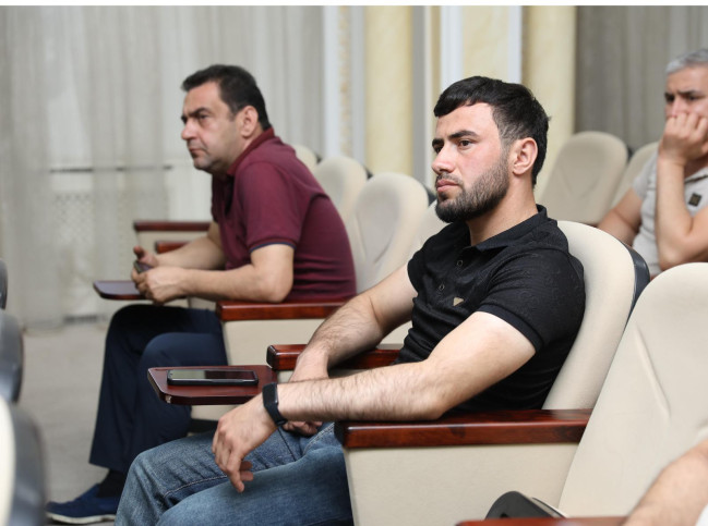 Qida ilə təmasda olan işçilər üçün gigiyena təlimi keçirilib