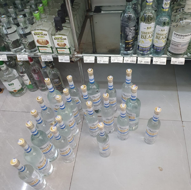 Salyanda “Ay Store” marketdə saxta araq məhsulları aşkarlanıb