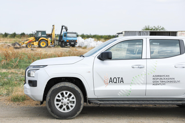 Samuxda istifadəyə yararsız və qadağan olunmuş pestisidlər zərərsizləşdirilib