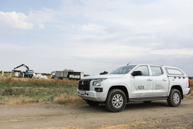 Samuxda istifadəyə yararsız və qadağan olunmuş pestisidlər zərərsizləşdirilib