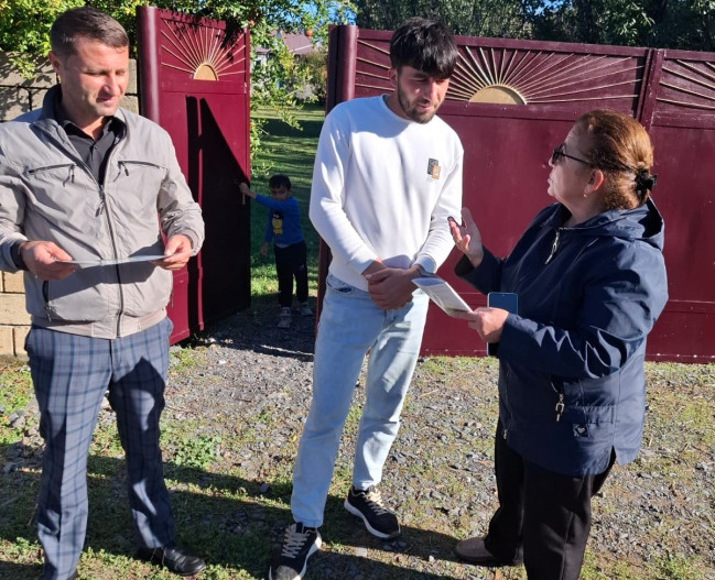 Zaqatala və Balakəndə zərərvericiyə qarşı maarifləndirmə davam edir