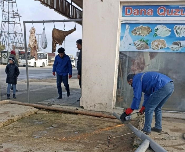 Qida təhlükəsizliyi tələblərinə və sanitar-gigiyenik normalara uyğun olmayan heyvan kəsimi və ət satışı fəaliyyəti ilə bağlı xəbərdarlıq