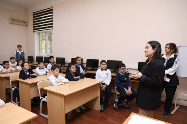 AQTA “Sağlam məktəbli” layihəsini davam etdirir
