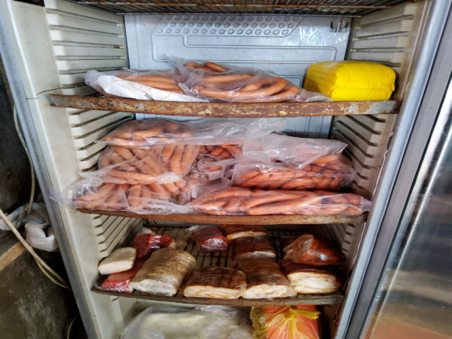 Bazarda satışa çıxarılan dana əti basdırmasında at DNT-si aşkarlanıb
