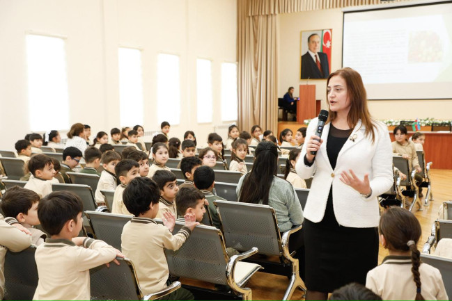 AQTA iki məktəbdə 553 şagirdi sağlam qidalanma mövzusunda maarifləndirdi