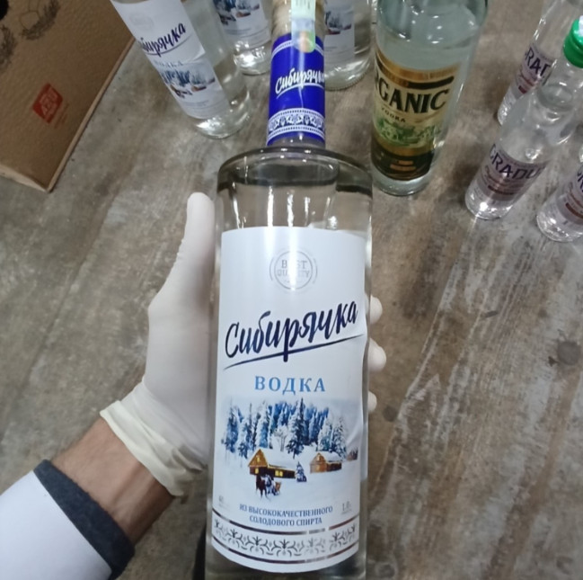 Masallıda daha iki marketdə saxta alkoqollu içkilər aşkarlanıb