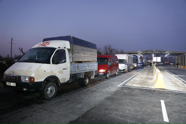Bərdə heyvan bazarında iri və xırdabuynuzlu heyvanların ticarəti təşkil edilib - VİDEO