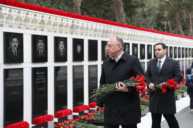AQTA kollektivi 20 Yanvar şəhidlərinin xatirəsini yad edib