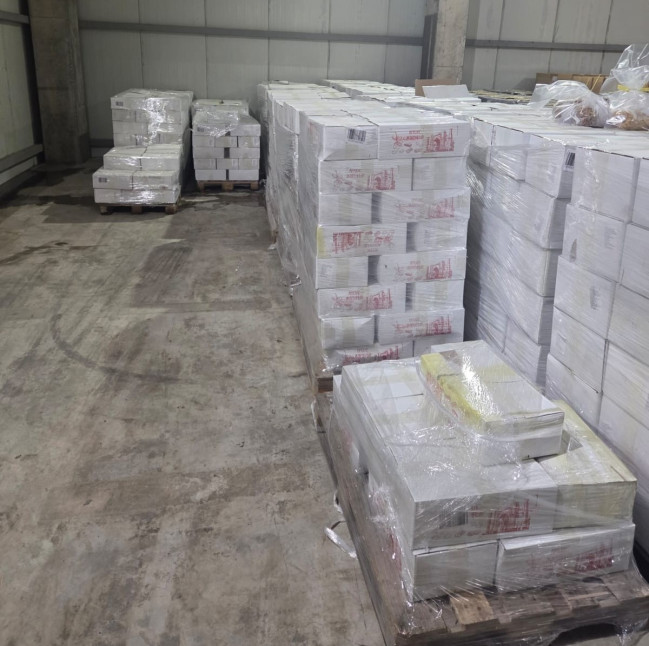 Uyğunsuzluq aşkarlanan 3 ton araxis məhsulunun satışa çıxarılmasının qarşısı alınıb