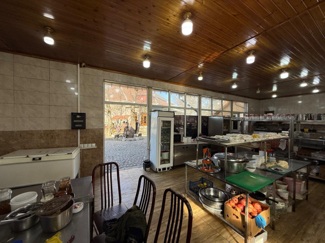 Qusarda “Ay İşığı” restoranında normativ tələblər pozulub