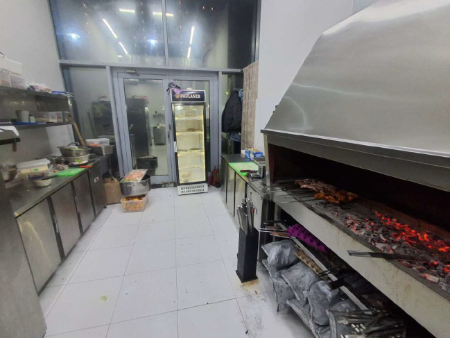 “Volt”, “Megastore” və “The Place”da istehlaka yararsız qida məhsulları aşkarlanıb