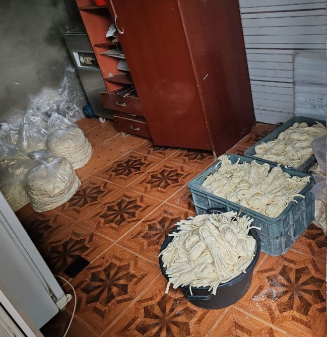 Ağcabədidə qanunsuz fəaliyyət göstərən pendir sexi aşkarlanıb