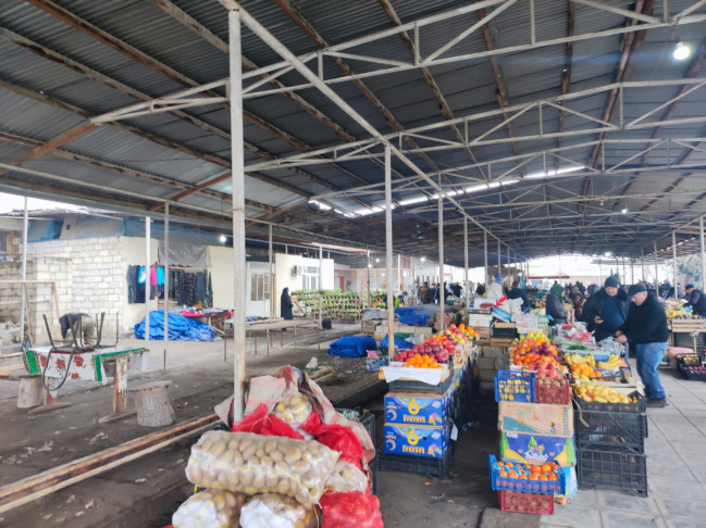 Kürdəmirdə ərzaq bazarında yoxlama keçirilib