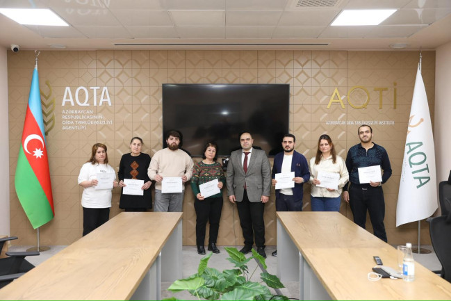 Qida ilə təmasda olan mütəxəssislər üçün növbəti təlim təşkil olunub