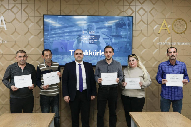 Qida ilə təmasda olan mütəxəssislər üçün gigiyena təlimi keçirilib