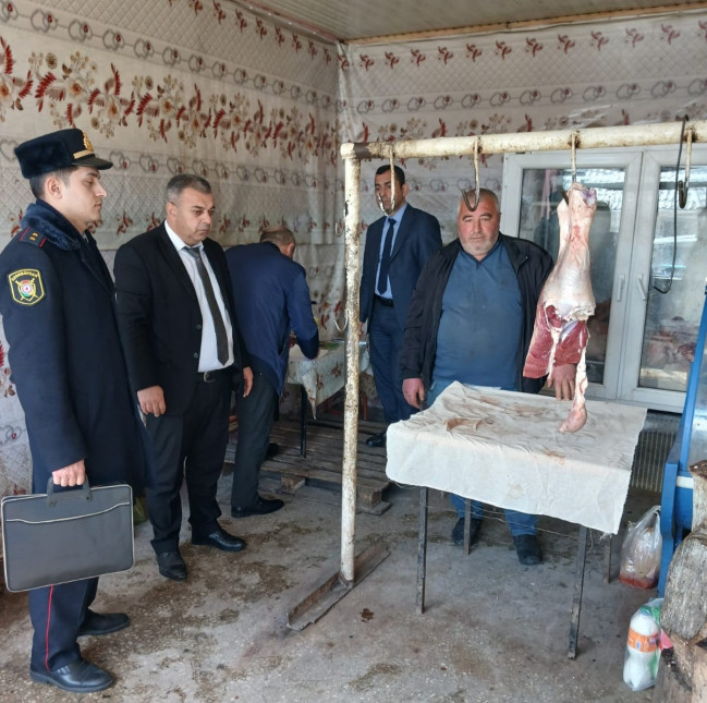Daşkəsəndə ət satışı və küçə ticarəti ilə bağlı monitorinq keçirilib