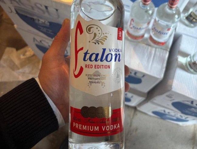 Topdansatış mağazasında alkoqollu içkilərdə uyğunsuzluq aşkarlanıb