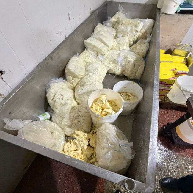 Bakıda süd məhsullarının istehsalı müəssisəsinin fəaliyyəti məhdudlaşdırılıb