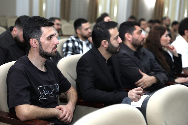 Restoran, kofe-şop və keytrinq şirkətlərinin qida ilə təmasda olan əməkdaşları üçün təlim təşkil olunub