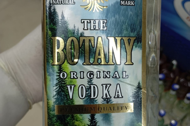 Salyanda “Aystore” marketdə istehlaka yararsız məhsullar aşkarlanıb