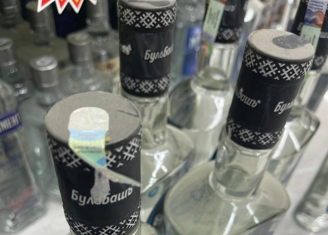 Salyanda “Aystore” marketdə istehlaka yararsız məhsullar aşkarlanıb