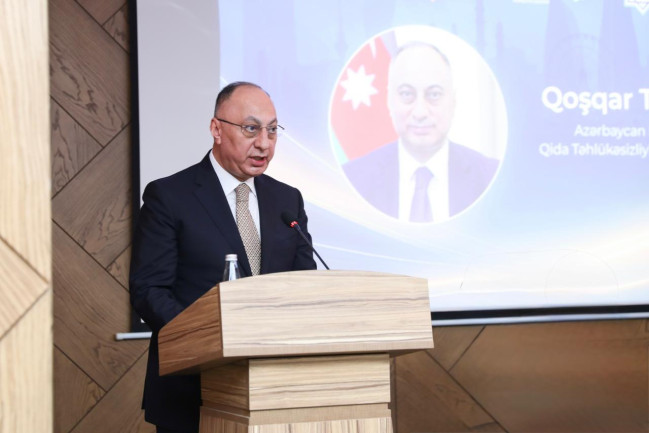 AQTA-da “Təhlükəsiz qidanın memarlığı” mövzusuna həsr olunmuş konfrans keçirilib