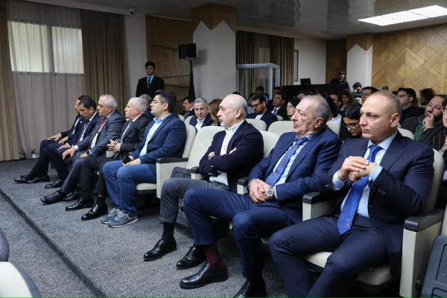 AQTA-da “Təhlükəsiz qidanın memarlığı” mövzusuna həsr olunmuş konfrans keçirilib