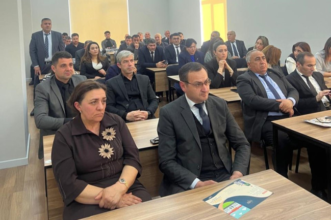 Ümumtəhsil müəssisələrində qidalanmanın sağlam və düzgün təşkili mövzusunda tədbir keçirilib