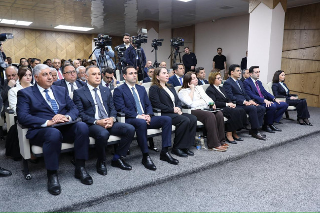 AQTA-da “Təhlükəsiz qidanın memarlığı” mövzusuna həsr olunmuş konfrans keçirilib