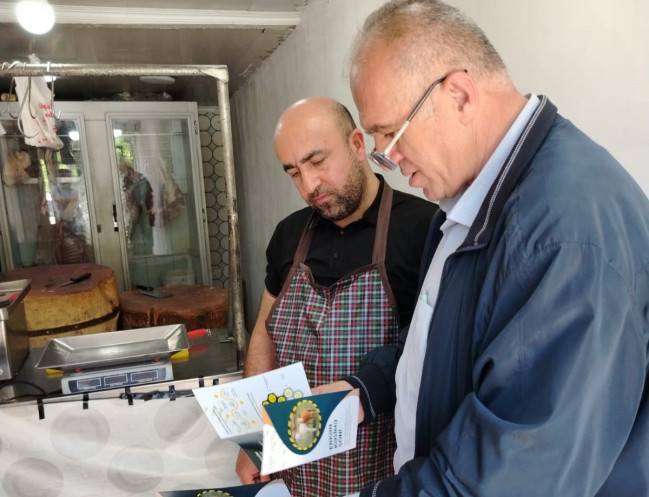Heyvandarlıqla məşğul olan şəxslərə “Erkən kəsimə son!” bukletləri paylanılıb