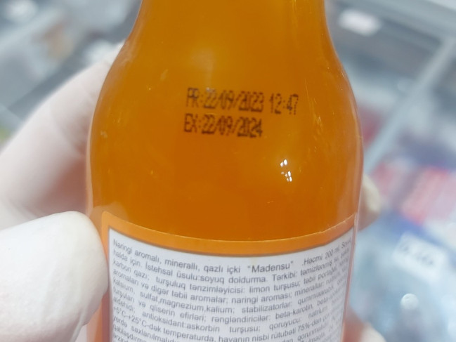 Gəncədə marketdə istehlaka yararsız məhsullar aşkarlanıb