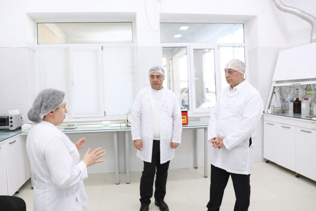 Qoşqar Təhməzli süd emalı müəssisəsinin fəaliyyəti ilə tanış olub