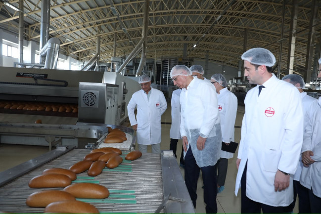 AQTA sədri Qoşqar Təhməzli “ATS Food” MMC-nin fəaliyyəti ilə tanış olub