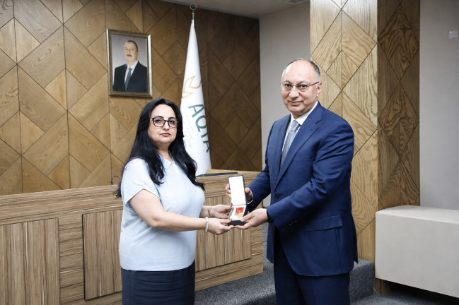 Ölkə başçısının Sərəncamı ilə təltif olunan AQTA əməkdaşlarına mükafatları təqdim olunub