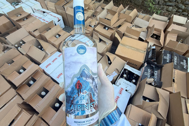 Saxta alkoqollu içkilərin dövriyyəyə buraxılmasının qarşısı alınıb
