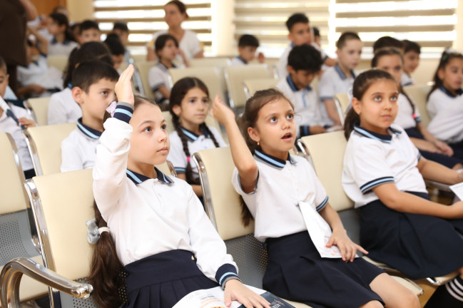 AQTA “Sağlam məktəbli” layihəsini yeni tədris ilində də davam etdirir