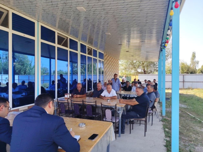 Ağsu və Qobustan rayonlarında nar istehsalçıları ilə görüşlər keçirilib