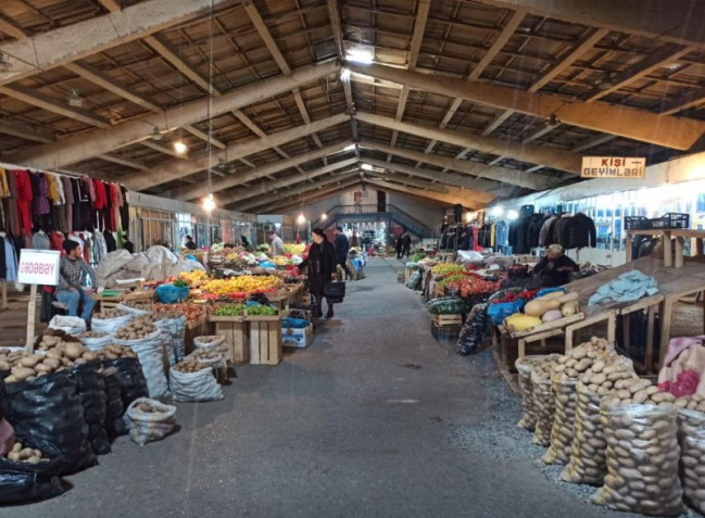 Tərtərdə qida məhsullarının satışı bazarında nöqsanlar aşkarlanıb