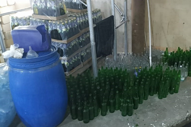 Ağstafada qanunsuz fəaliyyət göstərən alkoqolsuz içkilərin istehsalı müəssisəsi aşkarlanıb