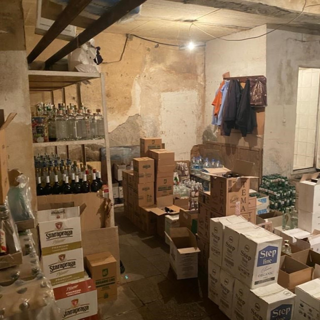 Bakıda fəaliyyət göstərən alkoqollu və alkoqolsuz içkilərin satışı obyektində yoxlama keçirilib